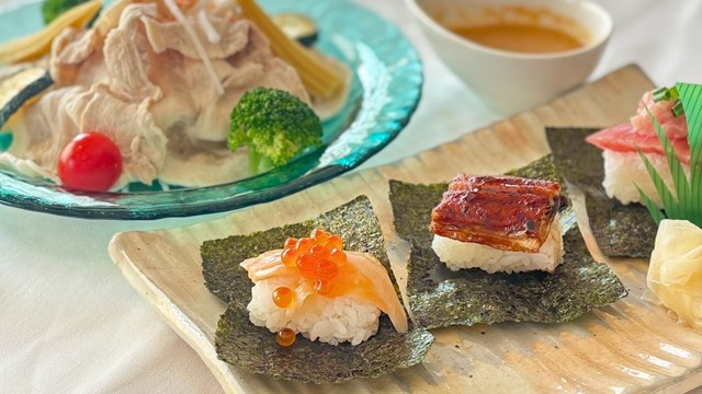 あじわい豚の冷しゃぶサラダ・包み寿司