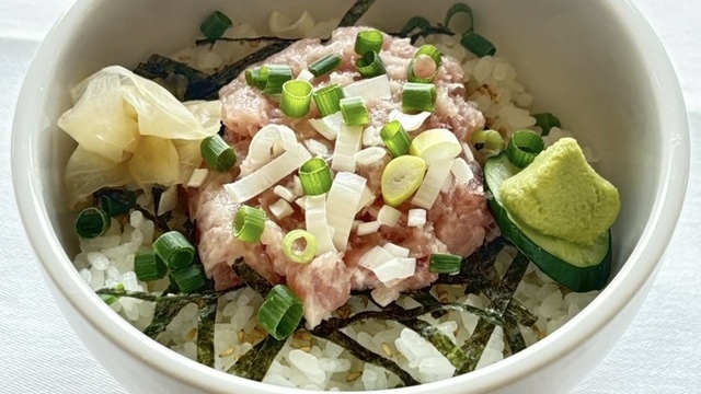 ミニ丼　ねぎとろ
